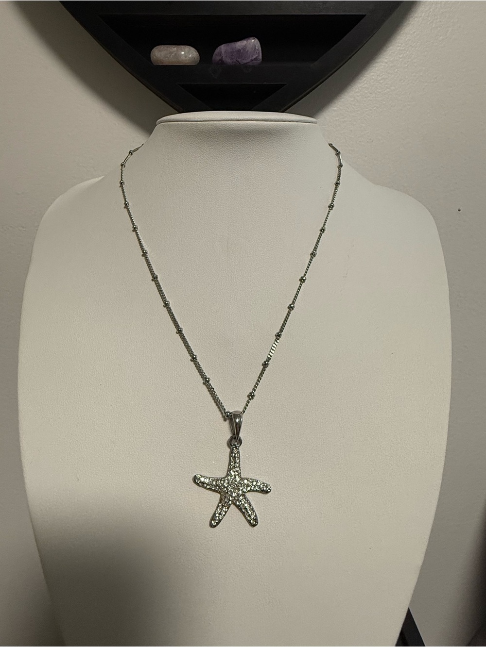 Rhinestone Starfish Pendant Necklace